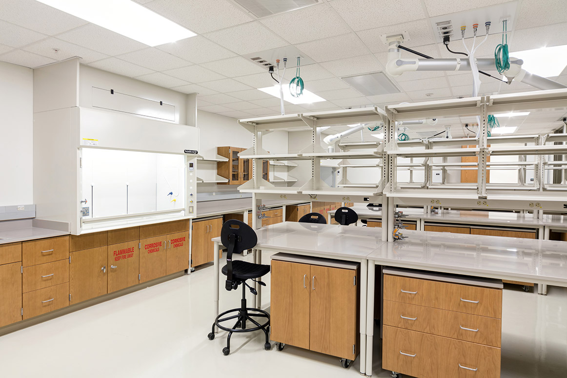 G.013_1018 - Texas A&M Veterinary Medical Diagnostic Laboratory