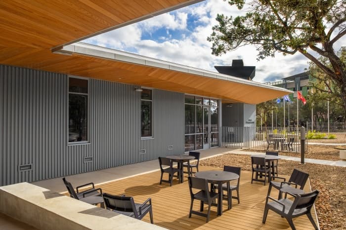 Alamo Colleges - Northwest Vista College, Esperanza Veterans Center